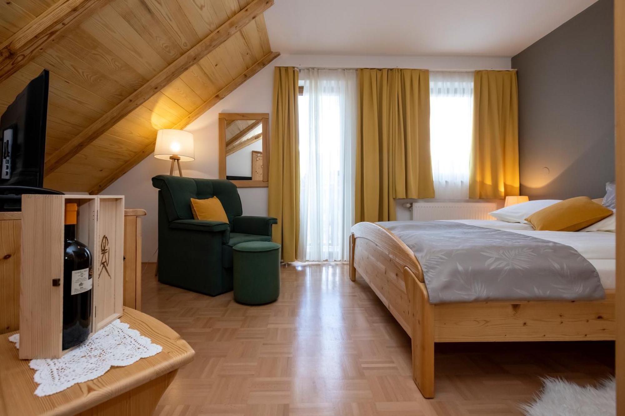 Art Hotel Kristal Bohinj Luaran gambar