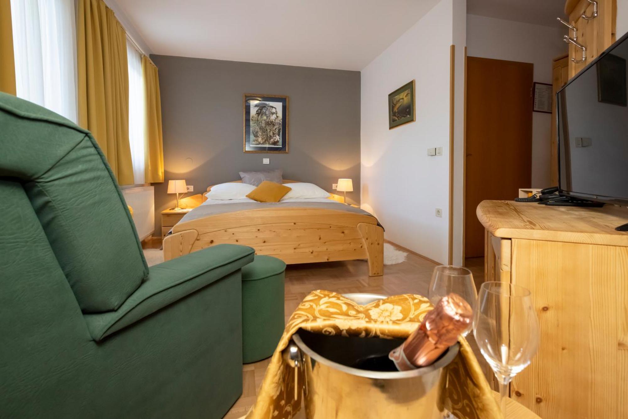 Art Hotel Kristal Bohinj Luaran gambar