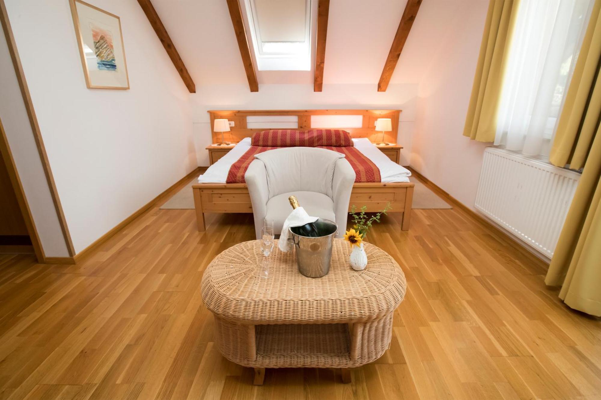 Art Hotel Kristal Bohinj Luaran gambar