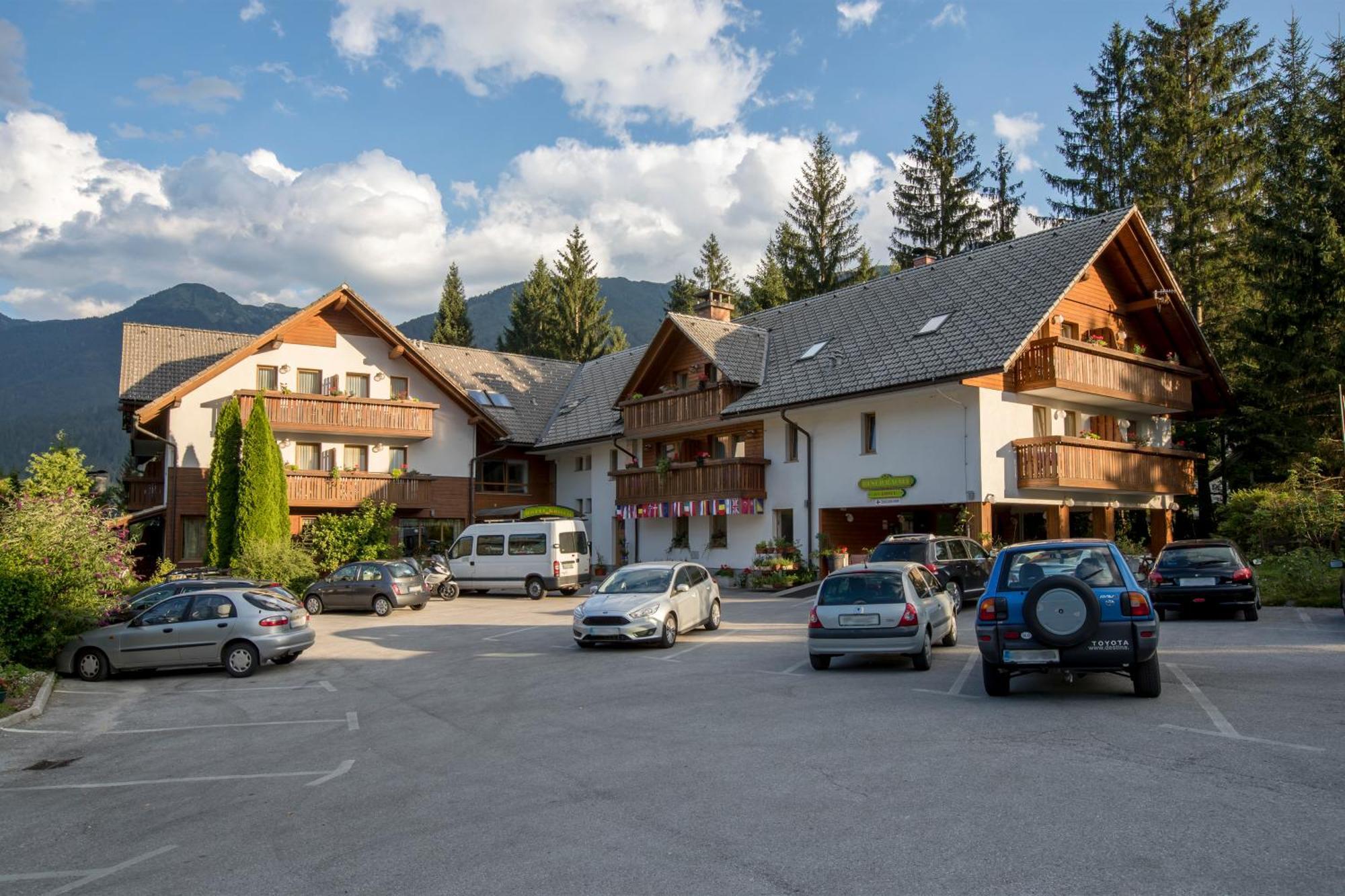 Art Hotel Kristal Bohinj Luaran gambar